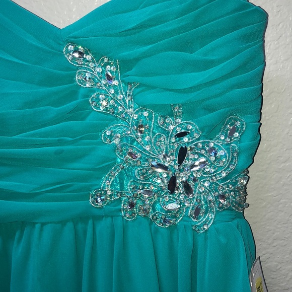 NWT Bee Darlin Semi Formal Short Dress - Picture 3 of 4